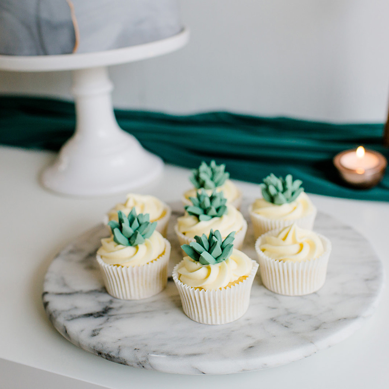 Mini cupcakes zijn een smakelijke aanvulling op je bruiloft